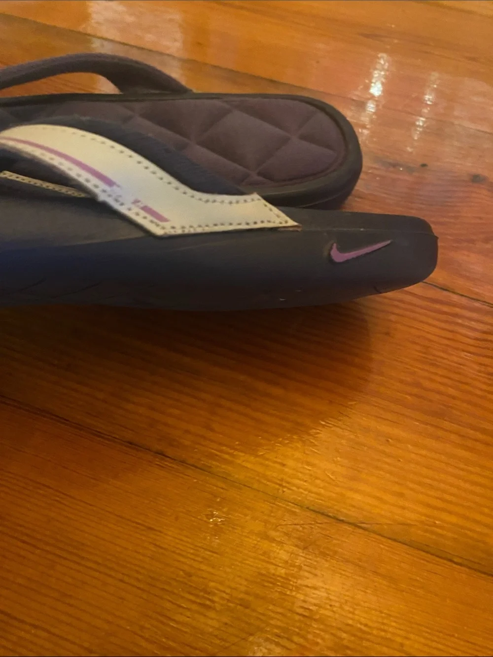 Nike Women's Purple and navy Quilted Thong Sandals